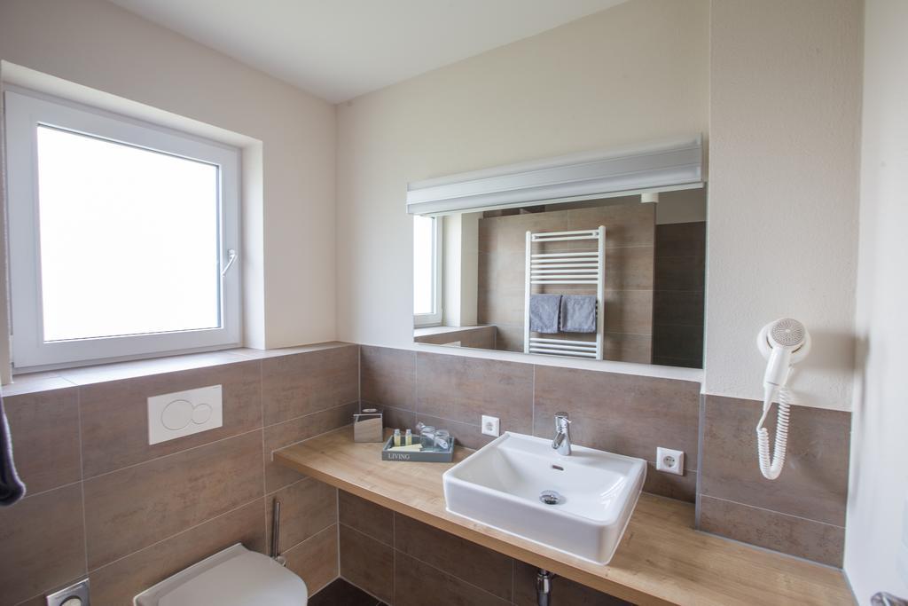 Sonnenhalde Landgasthof Bieg Neuler Room photo